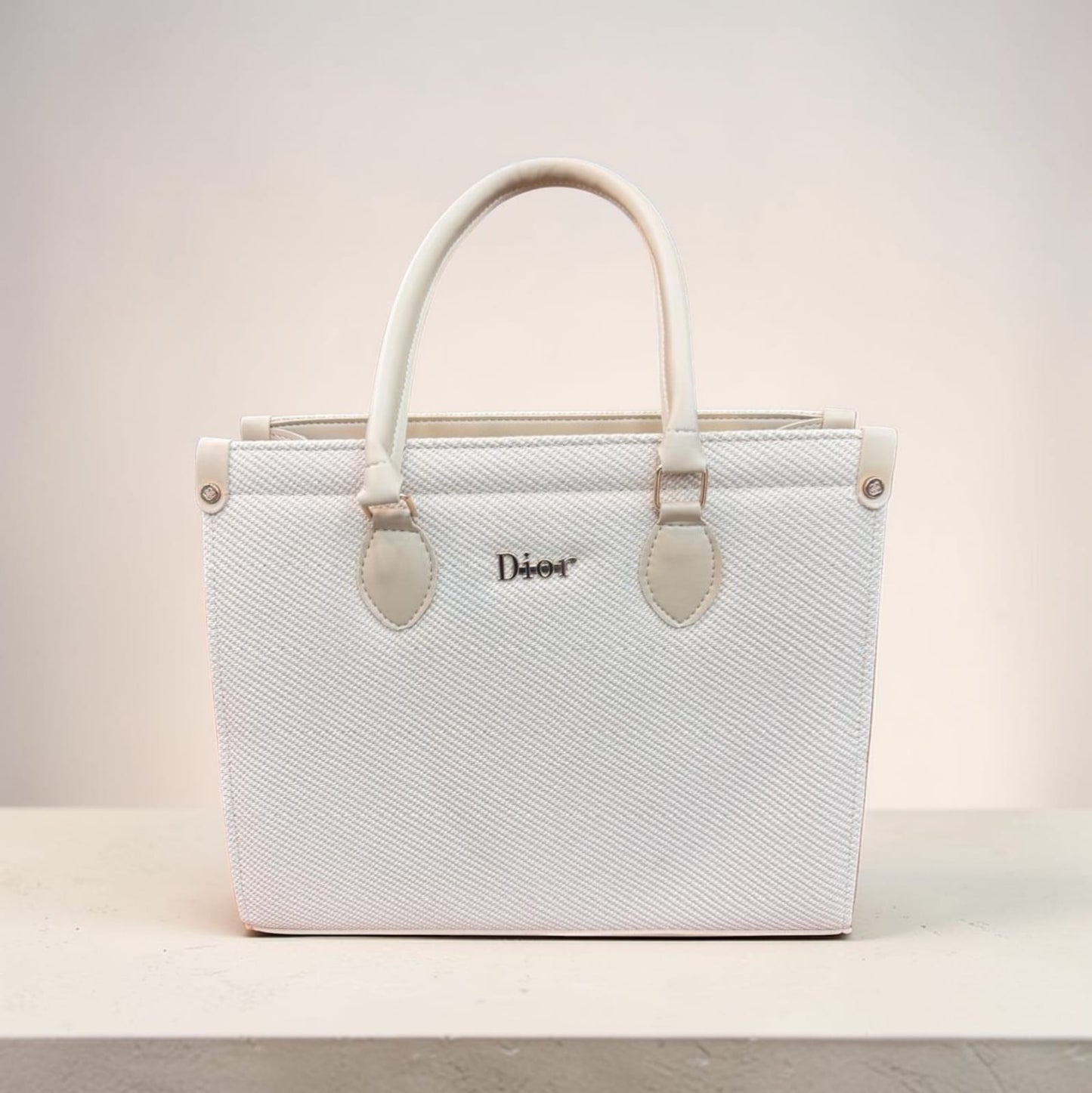 Elegant White Tote Bag for Women – Luxury Designer Style Handbag | Bag